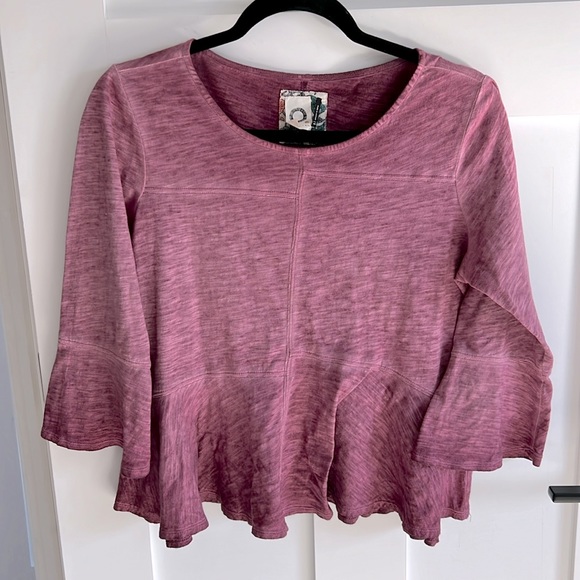 Akemi + Kin Shirt Size XS - Picture 3 of 5